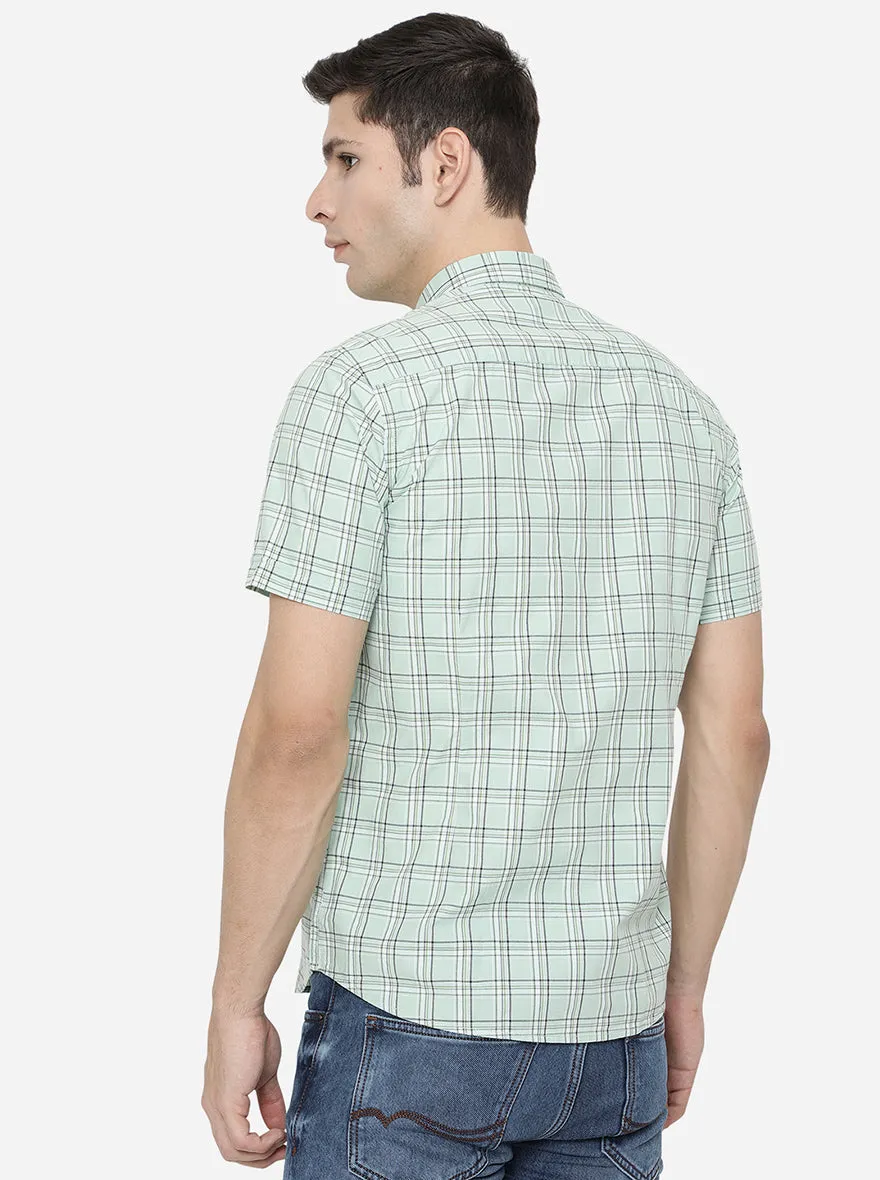 Lucite Green Checked Slim Fit Casual Shirt | Greenfibre