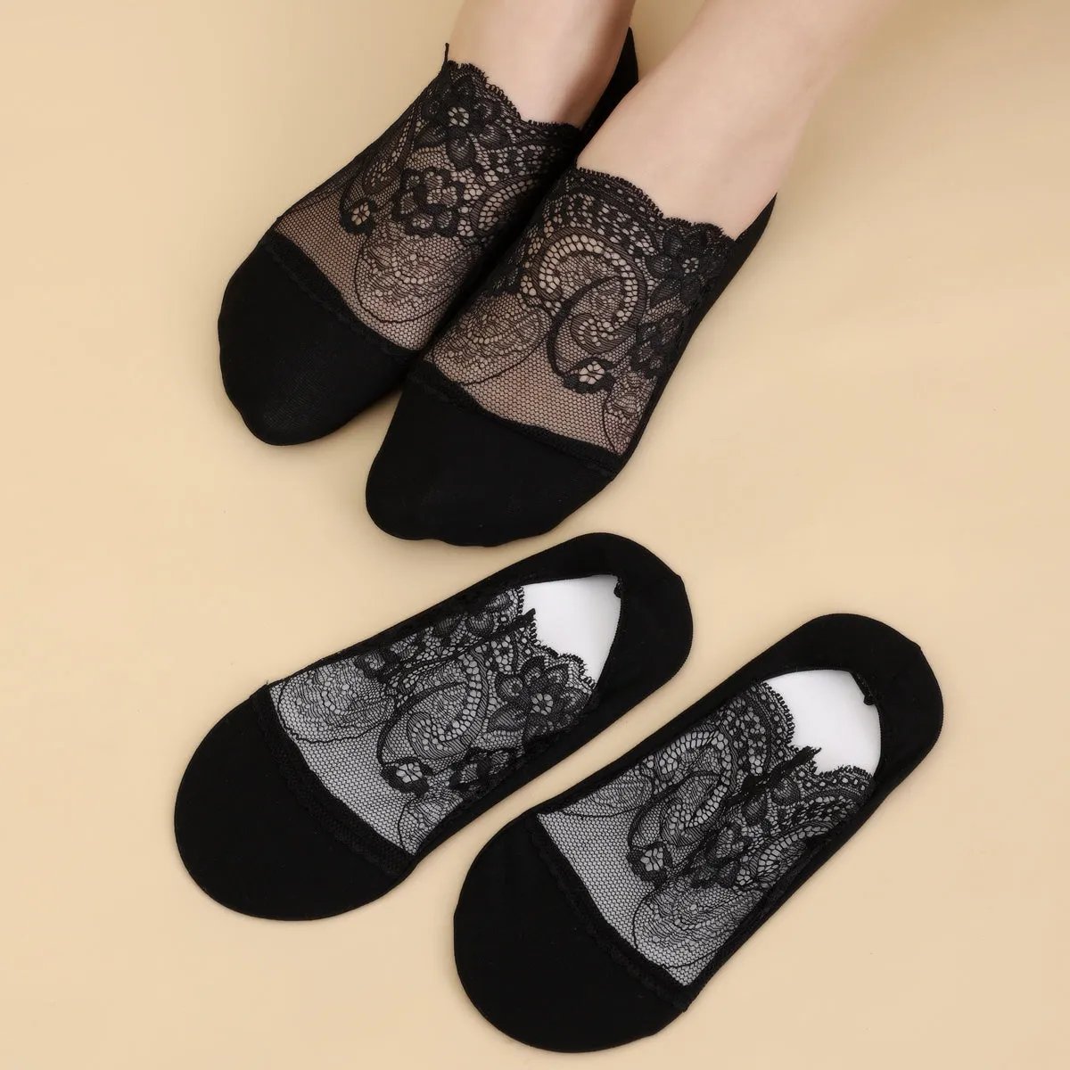 Womens Lace Floral Trim Boat Hidden Socks  Set of 3